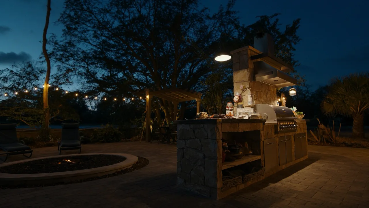 Outdoor Kitchens & Fire Features